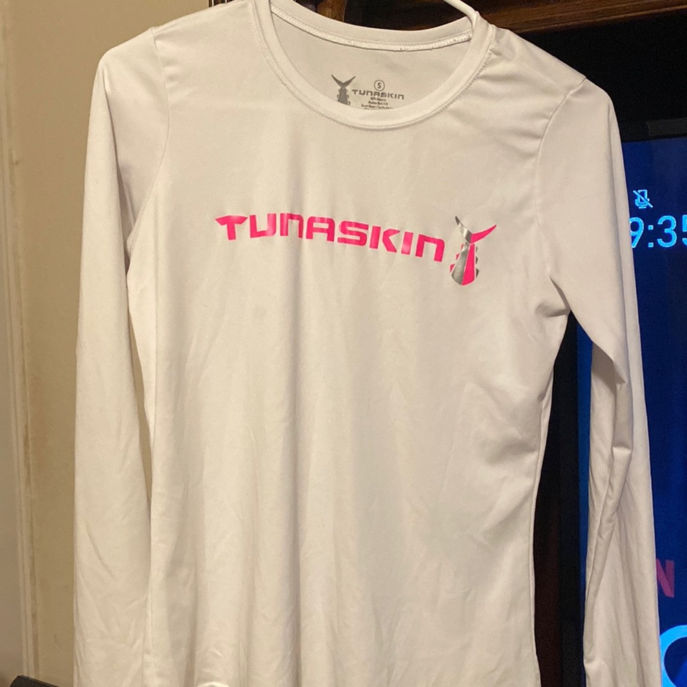 Tuna skin white long sleeve